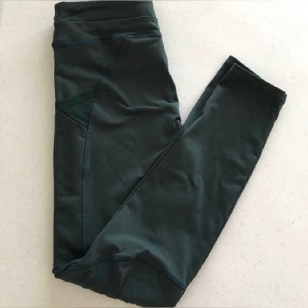 Forever 21 Dark Green Athletic Mesh Pocket Leggings - Size Medium